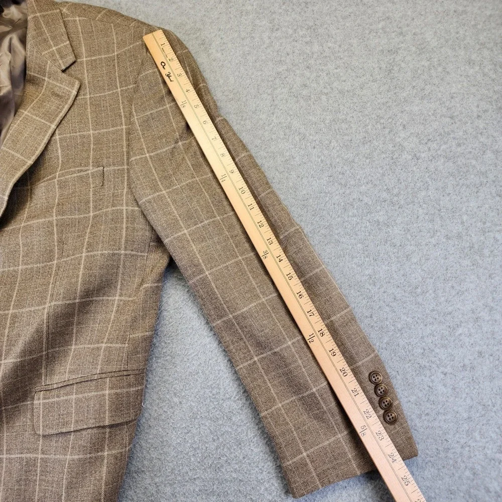 Jos A Bank Mens 43R Tailored Fit Blazer Sport Coat Suit Wool Silk Plaid Tan